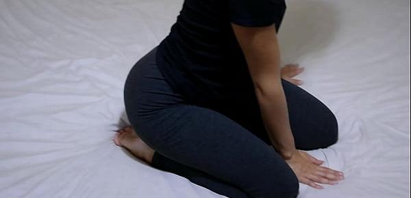 Yoga Xxx Barazil - Yoga pants on her butt invited me to sex 2734 Porn Videos